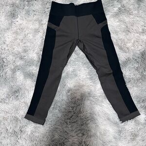 Women’s Under Armour Compression Capri Legging